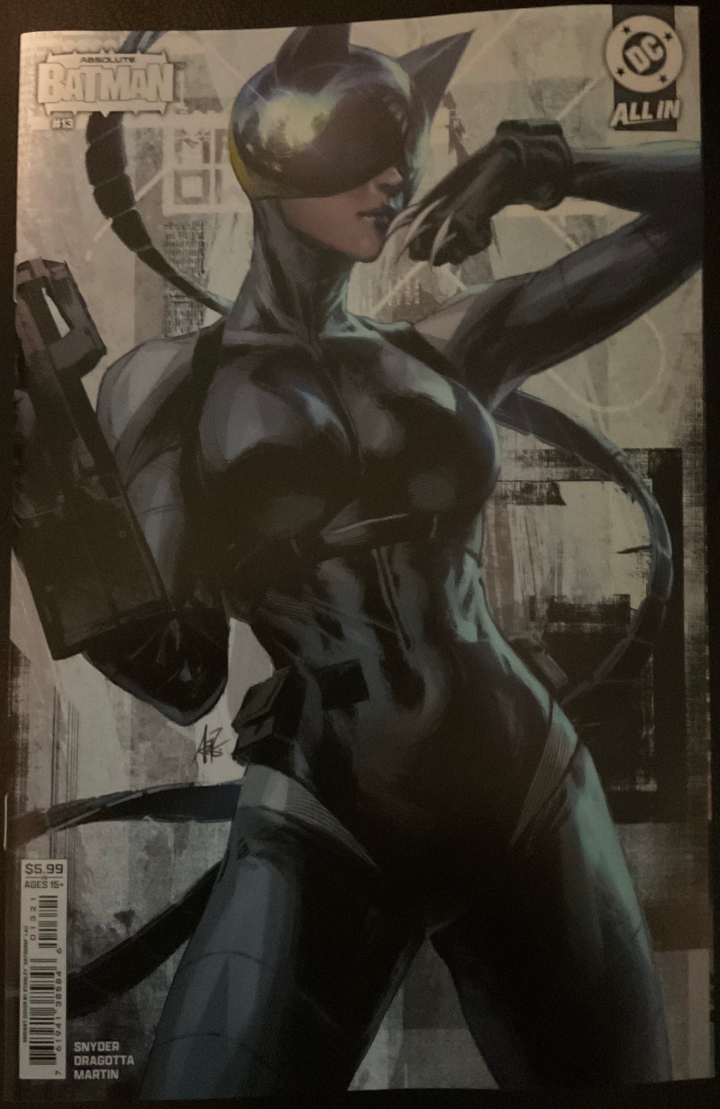 Absolute Batman #13 Cover B Stanley Argerm Lau (10/08/25)