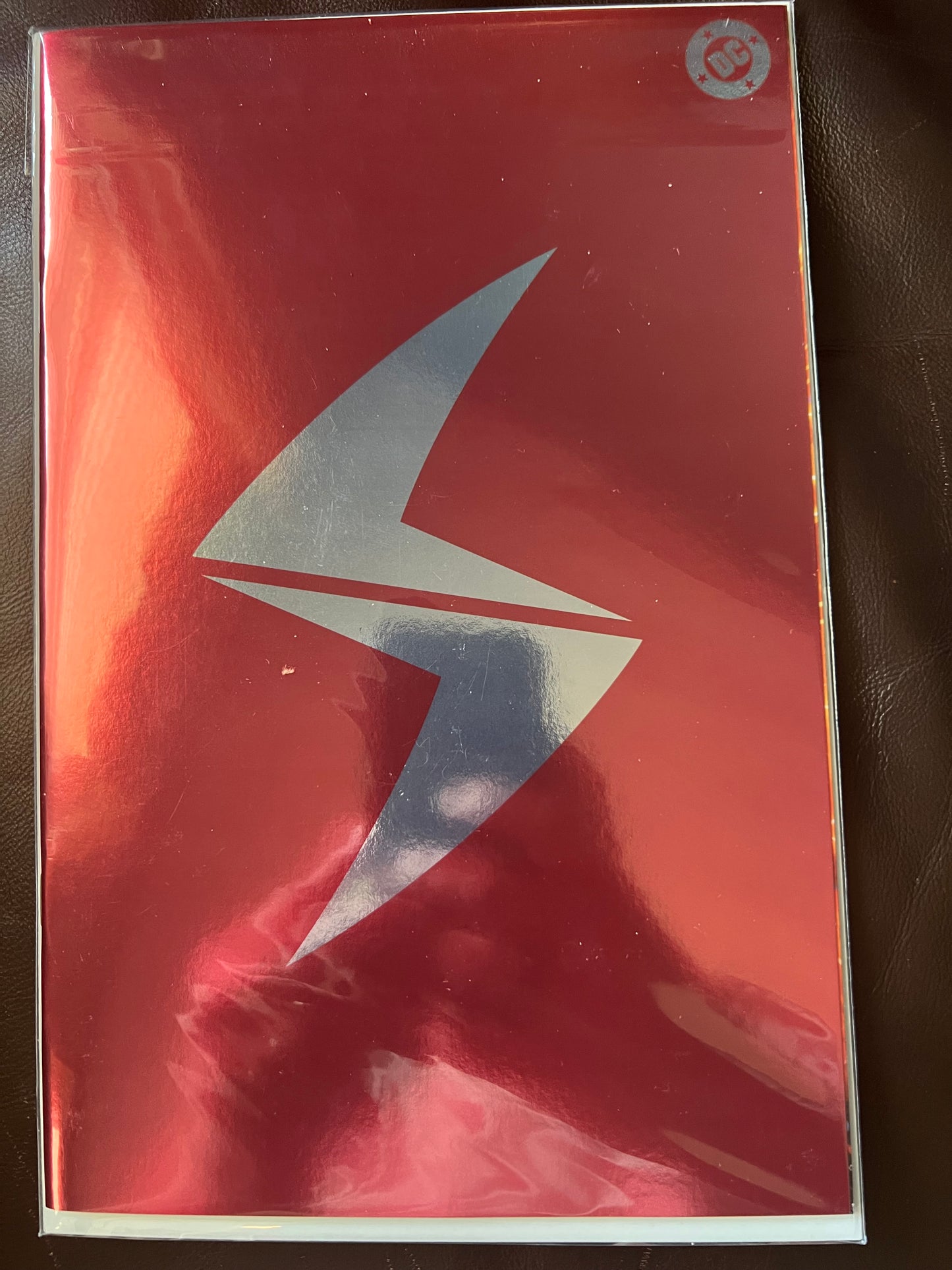 ABSOLUTE FLASH, MARTIAN MANHUNTER, GREEN LANTER 2025 FOIL LOGO DESIGN VARIANT NM
