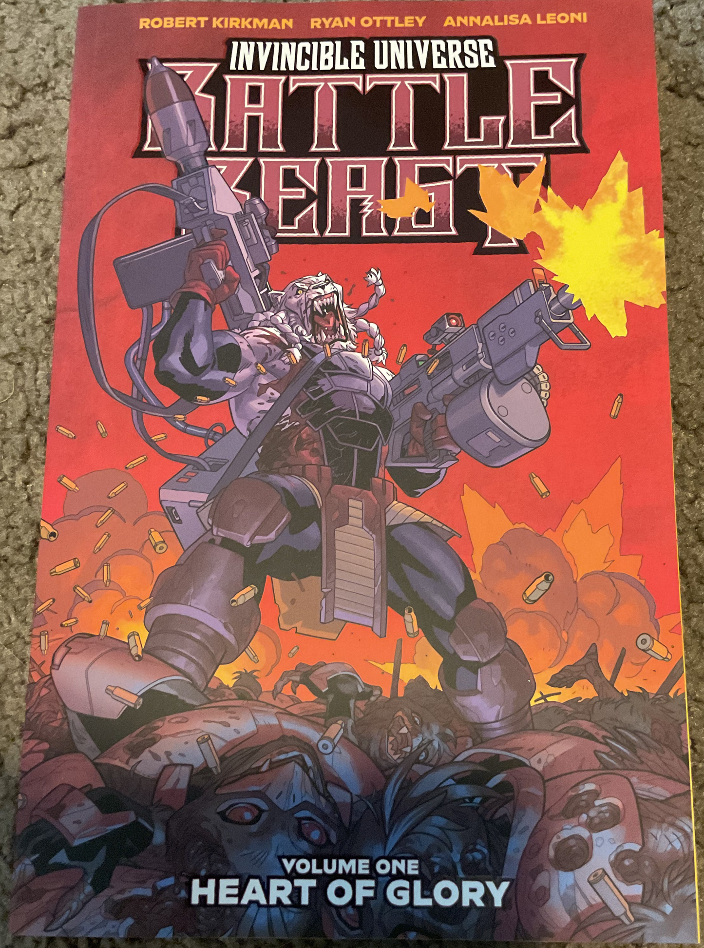 INVINCIBLE UNIVERSE: BATTLE BEAST TP VOL. 1 (RYAN OTTLEY DIRECT MARKET) ~ IMAGE